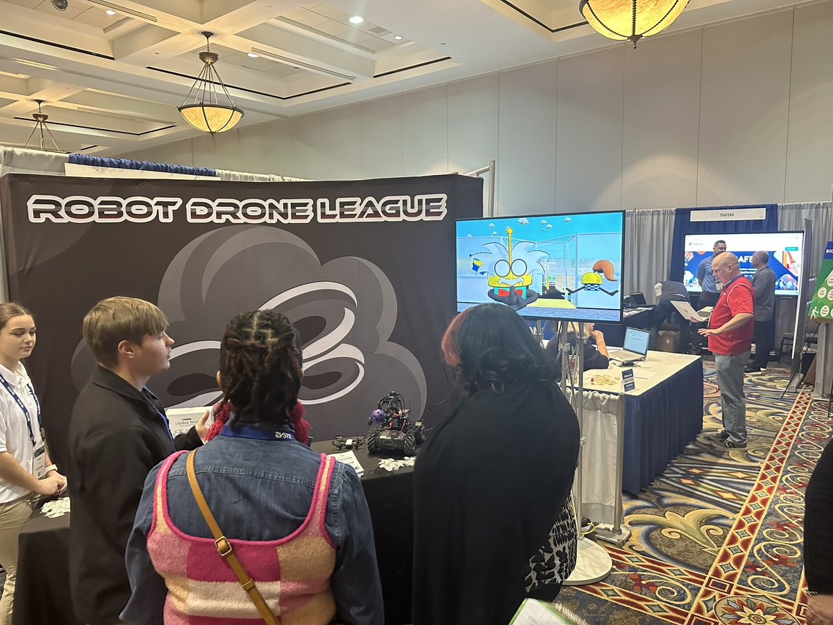 RobotDroneLeague tweet media