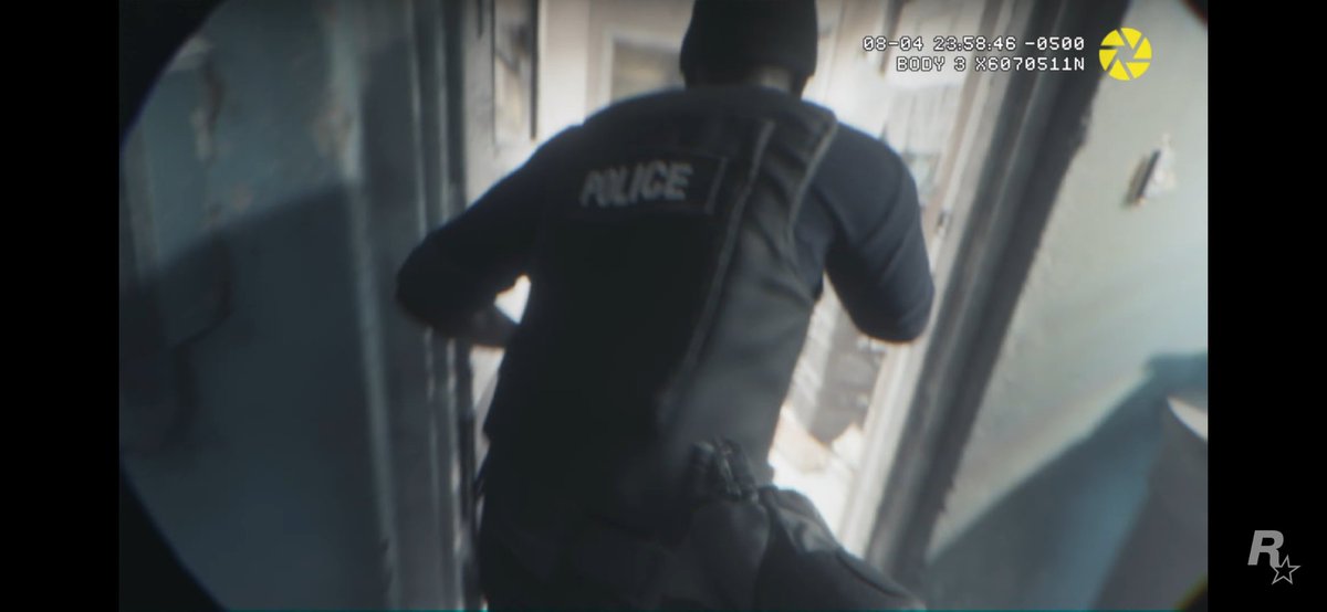 Loren653's tweet photo. En el trailer hay un momento con una bodycam que tiene fecha 08-04.
Puede ser 8 de abril o 4 de agosto. https://t.co/7povotAgKI