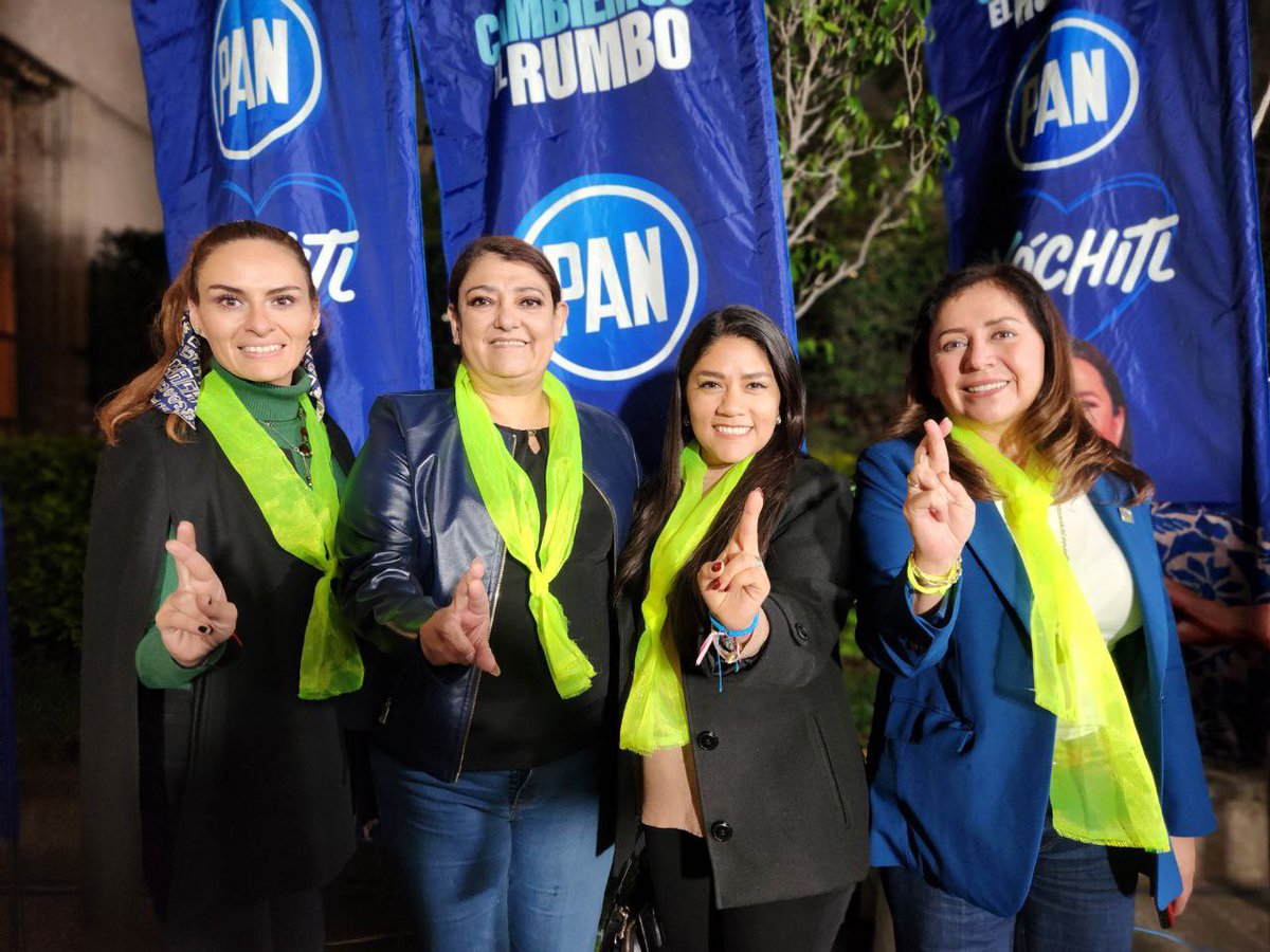diana_larac's tweet photo. Inclusión con ❎. Me da mucho gusto saber que la inclusión será parte de la agenda de nuestro país 🇲🇽, desde mi trinchera he trabajado para hacer esto posible, no daremos ni un paso atrás en la lucha para garantizar derechos a todas y todos. 
#TrabajandoPorTi 🤝 https://t.co/WniGW5CVui