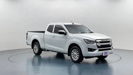 CitrRewdi's tweet photo. @carx_technology Or isuzu d-max 1.9 https://t.co/R49Ym9Yrtz