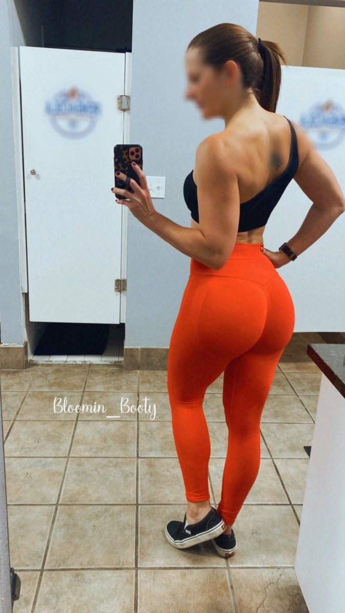 bloomin_booty's tweet photo. Dopamine Drip 

#dopamine #gymaddict #gymmotivation #gymgirl #FitnessMotivation #fitchick #leggings #yogapants #booty #bootygainz #bigbooty #cheeky #GTA6trailer #TrendingHot #pawg #hotwife #ofgirl #reddit #bloominbooty #whitecheeks #glutes #MondayMotivation #feetpicsforsales https://t.co/H6ONhc1lzl