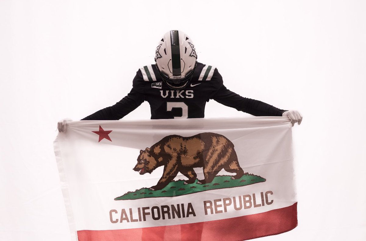 Thank you @wazzubt1993 and <a href="/psuviksFB/">Portland State Football</a>. Had a great time on the OV! ✅