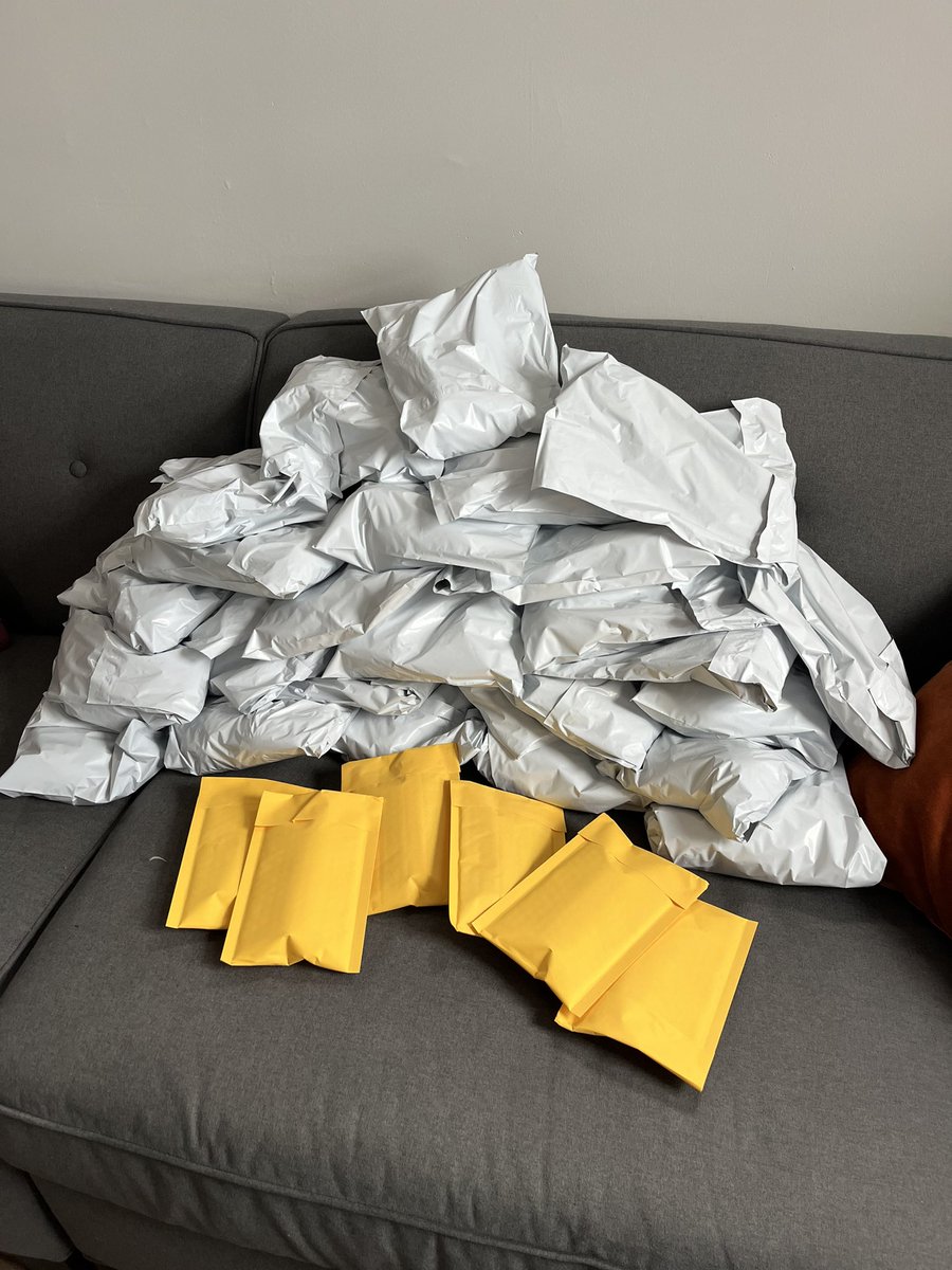 FBM orders going out today. happy Q4 🎄🎅📦