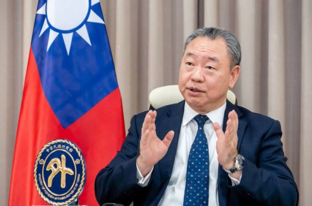 Taiwan's new envoy to the US has big shoes to fill and a big to-do list as he juggles a petulant Congress, military sales and Taiwan's election. He's 'not a wave maker.” tinyurl.com/4svywvuk