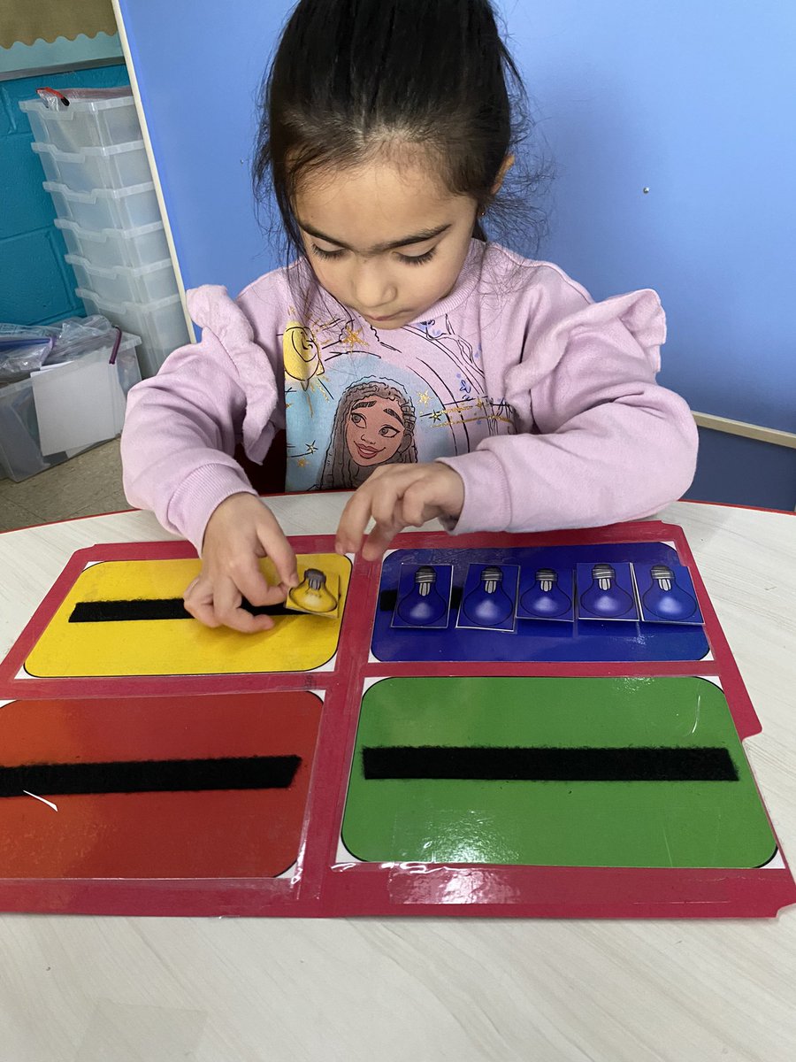 Ms. Cook tweet media