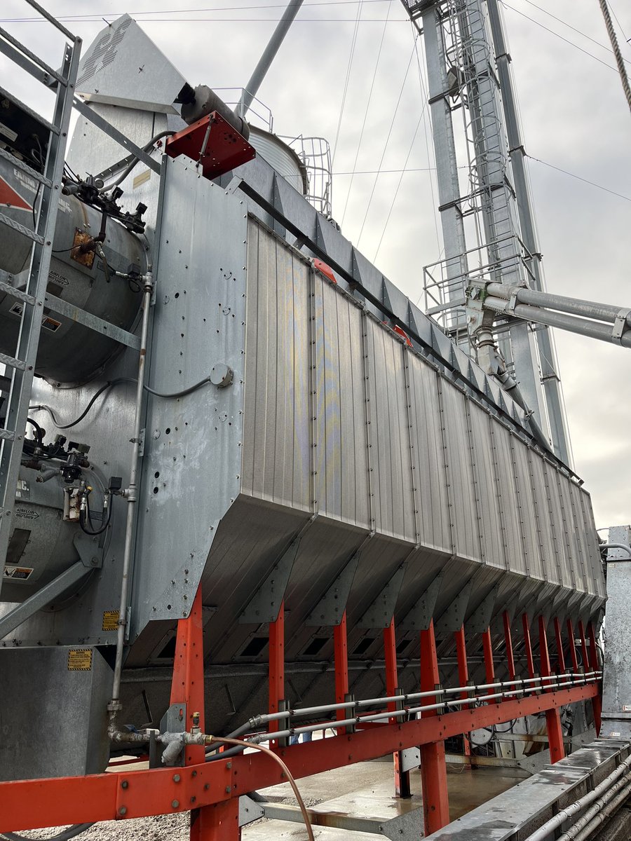 JMCampbellFarms's tweet image. FOR SALE
-FFI C-2140A continuous flow grain dryer
-Allen Bradley MicroLogix 1200 PLC
-Simes Systems Intela-Dry automated moisture control. 
Double run load auger and auxiliary unload auger not included. $50,000. Serious inquiries only, call or text 812-230-5751

RTs Appreciated