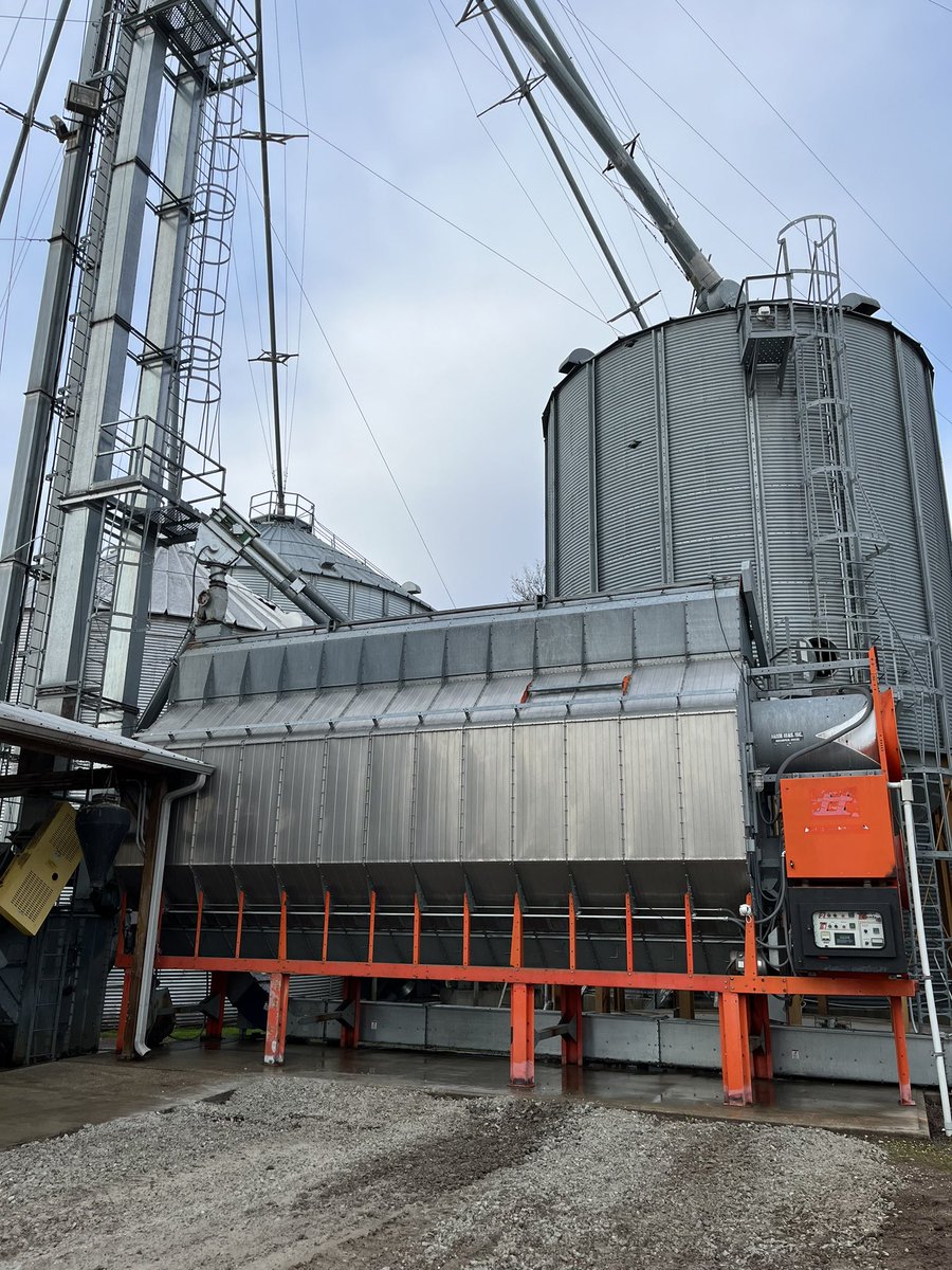 JMCampbellFarms's tweet image. FOR SALE
-FFI C-2140A continuous flow grain dryer
-Allen Bradley MicroLogix 1200 PLC
-Simes Systems Intela-Dry automated moisture control. 
Double run load auger and auxiliary unload auger not included. $50,000. Serious inquiries only, call or text 812-230-5751

RTs Appreciated