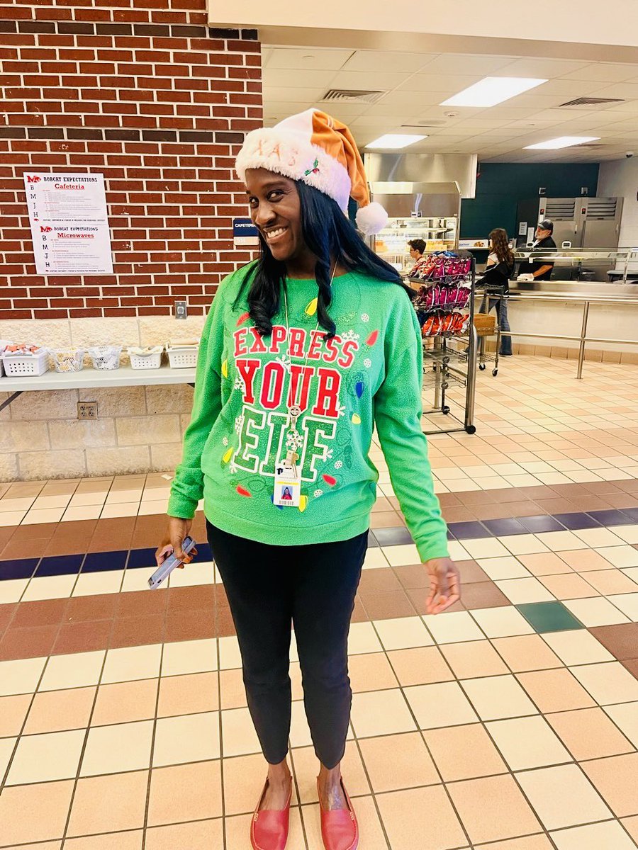 BerryMiller_JH's tweet photo. #GenerationTexasWeek is off to a great start! “Don’t put your future plans on the shelf”. Bobcats dressed
like an #Elf in their favorite college, military, or trade school. Awesome job, y’all!❤️💙🐾🏫 #Believe #WeAreMiller #BuildPearlandProud https://t.co/fBr8i8GW7W
