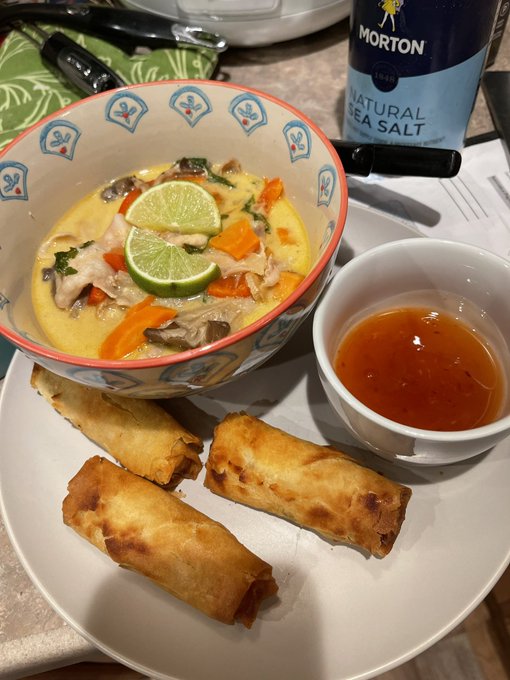 I be cookin https://t.co/zx96F5dWHf