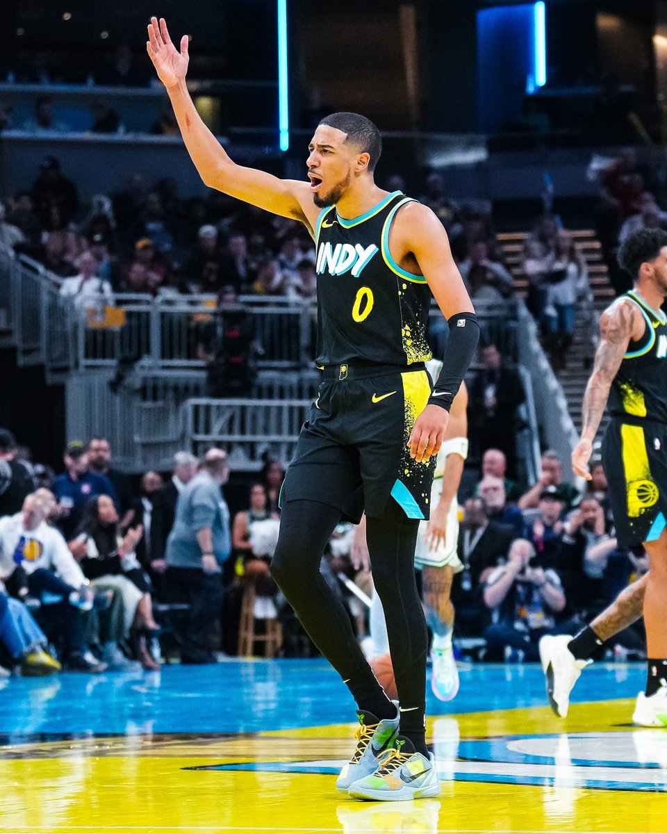 Pacers's tweet image. first career triple-double for Tyrese Haliburton 🔥

22 PTS | 10 AST | 10 REB