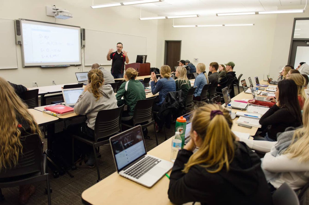 Class of 2024, why not WLC‼️
-With the #8 residence halls in the nation
-A 90%+ job placement rate after graduation
-Top nursing and business programs in the Midwest region 
-#16 in best value schools by U.S news 
Come apply be apart of something special!
admissions.wlc.edu/apply/