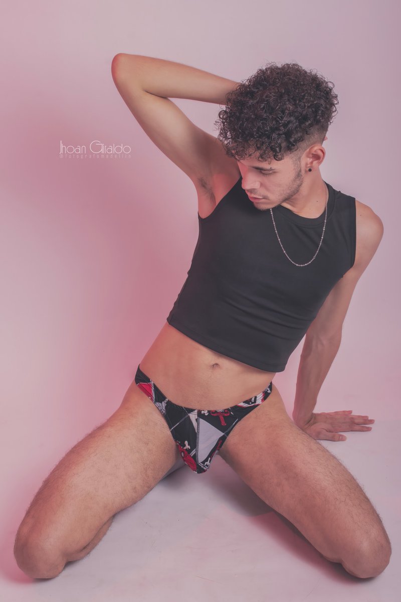 FotografoMed's tweet photo. Modelo: @ERH_724 
Fotógrafo: @FotografoMed 

Todos los Derechos Reservados.

#FotografoProfesional #FotografoMedellin #FotografosMedellin #FotografiaMedellin #Shooting #Photoshoot #Male #Models #MaleModels #Photography #Modelos #Models #SesionFotografica https://t.co/IpFe6AkQO0