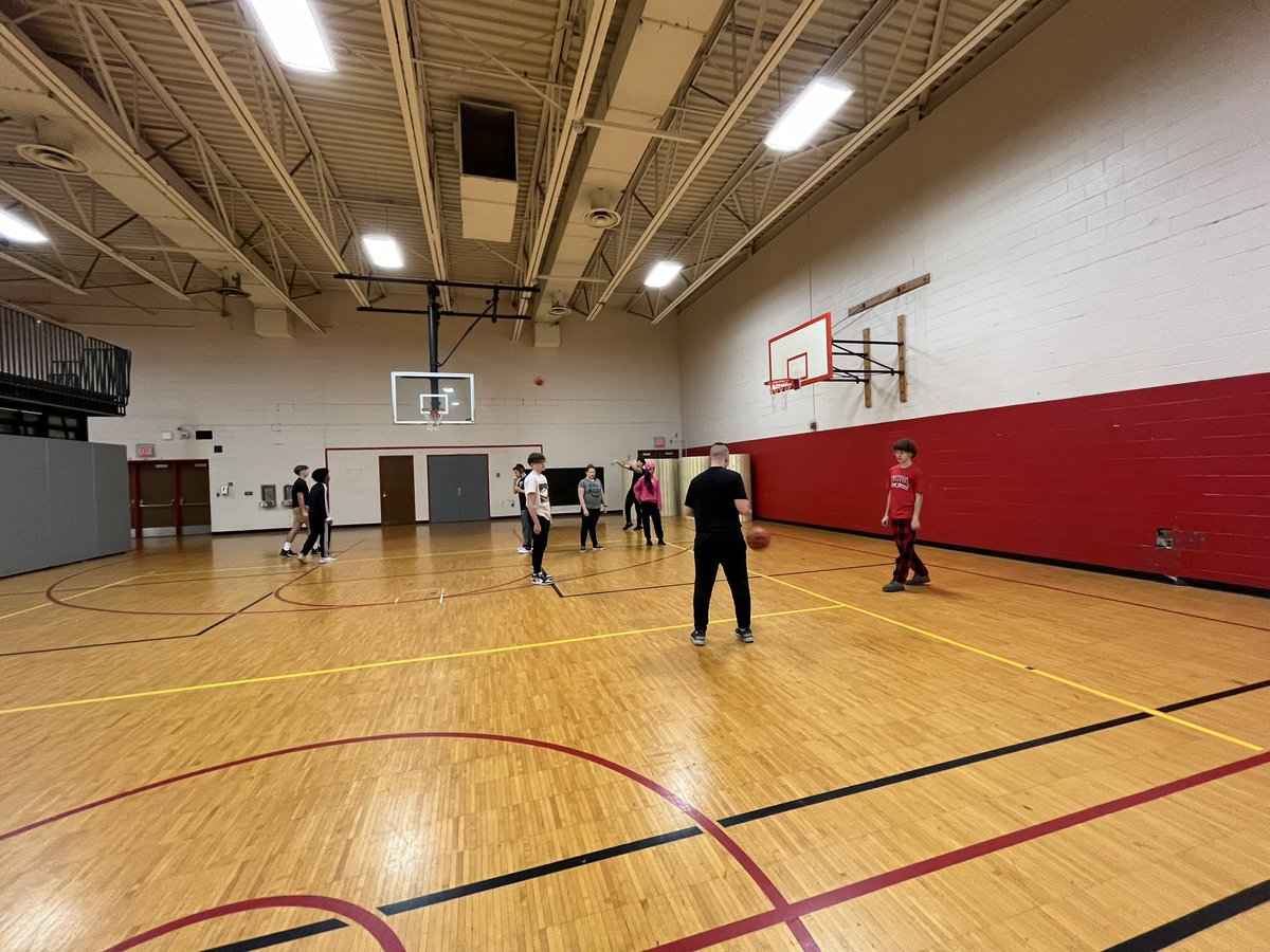 1st practice today! Can’t wait for the season! #unifiedbasketball <a href="/SpOlympicsMI/">Special Olympics MI</a> <a href="/troy_athens/">Troy Athens High School</a> <a href="/athens_boosters/">Athens Boosters</a>