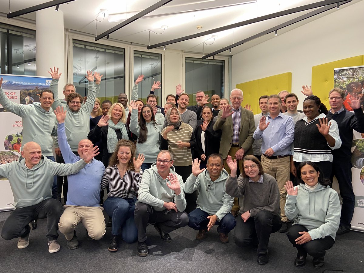 𝐈𝐭’𝐬 𝐠𝐥𝐨𝐛𝐚𝐥 𝐬𝐮𝐦𝐦𝐢𝐭 𝐭𝐢𝐦𝐞 𝐟𝐨𝐫 𝐇𝐑𝐍𝐒! 💫 HRNS teams from around the world and HQ staff are gathering this week in snow-covered Hamburg to exchange, learn, develop, and embrace the power of a united global team! 🤝