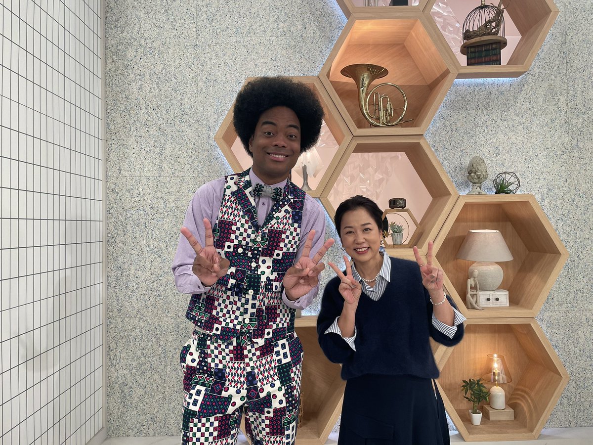 wakasaemi's tweet photo. 2回目のあさイチ出演❤️
今日は靴下テーマでした🧦
気軽に買えておしゃれになる靴下選びやコーデのポイントをお話ししました！
参考になってもらえたら嬉しいです☺️
ご一緒した副島さんと。
生放送で緊張したけど、楽しかったー！
#あさイチ #靴下 #nhk #副島さん https://t.co/LBcBHr1OwD