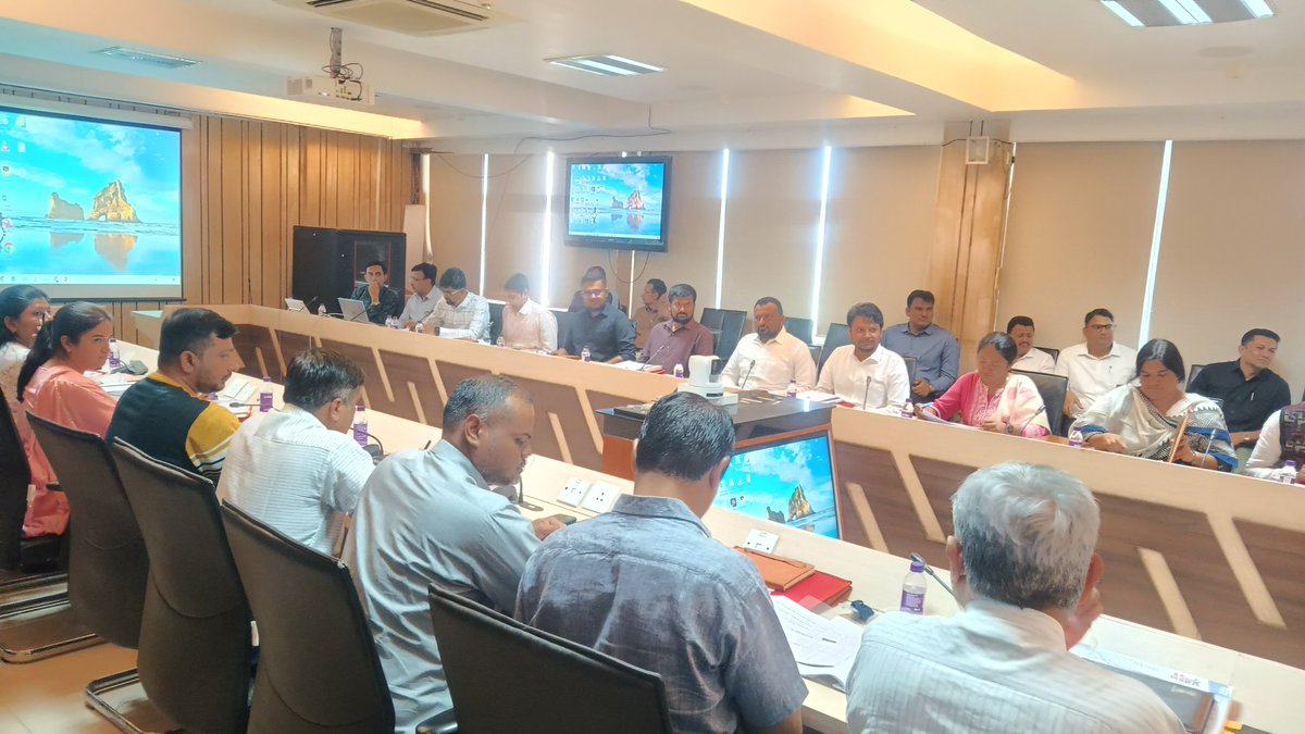 Workshop held with District officials on various important topics related to forthcoming Loksabha Elections

#MainBhiVoter #deshkaform #NothingLikeVoting #IVoteforSure #SSR2024 #LoksabhaElection2024