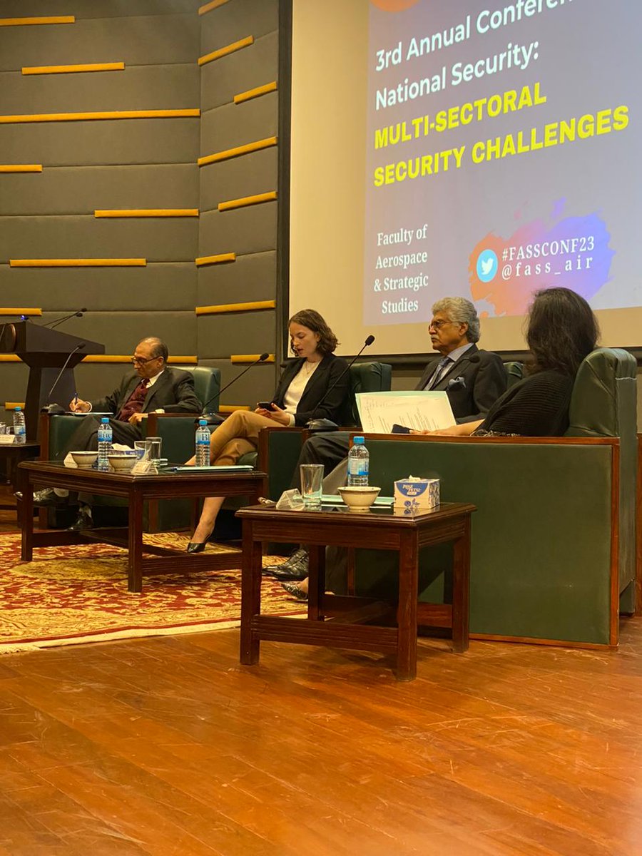 iaroojazharrrr's tweet photo. Discussion for the first panel has begun!!
Diving into the emerging regional and international security Environment at #FASSCONF23
With our esteemed Lecturer Miss @Aiza_Azam as the panel moderator https://t.co/G75uqhNyDh