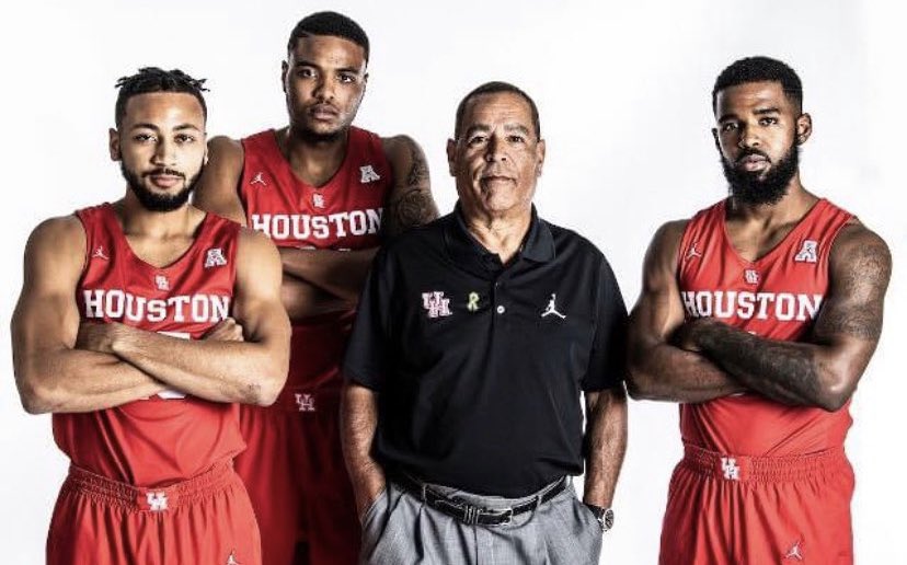 batley_bilal's tweet photo. Recent success for OUR @UHCougarMBK program is great, but we don’t forget about those of who shoulders we stand on! #AlumniFirst https://t.co/sORKfuFqpm
