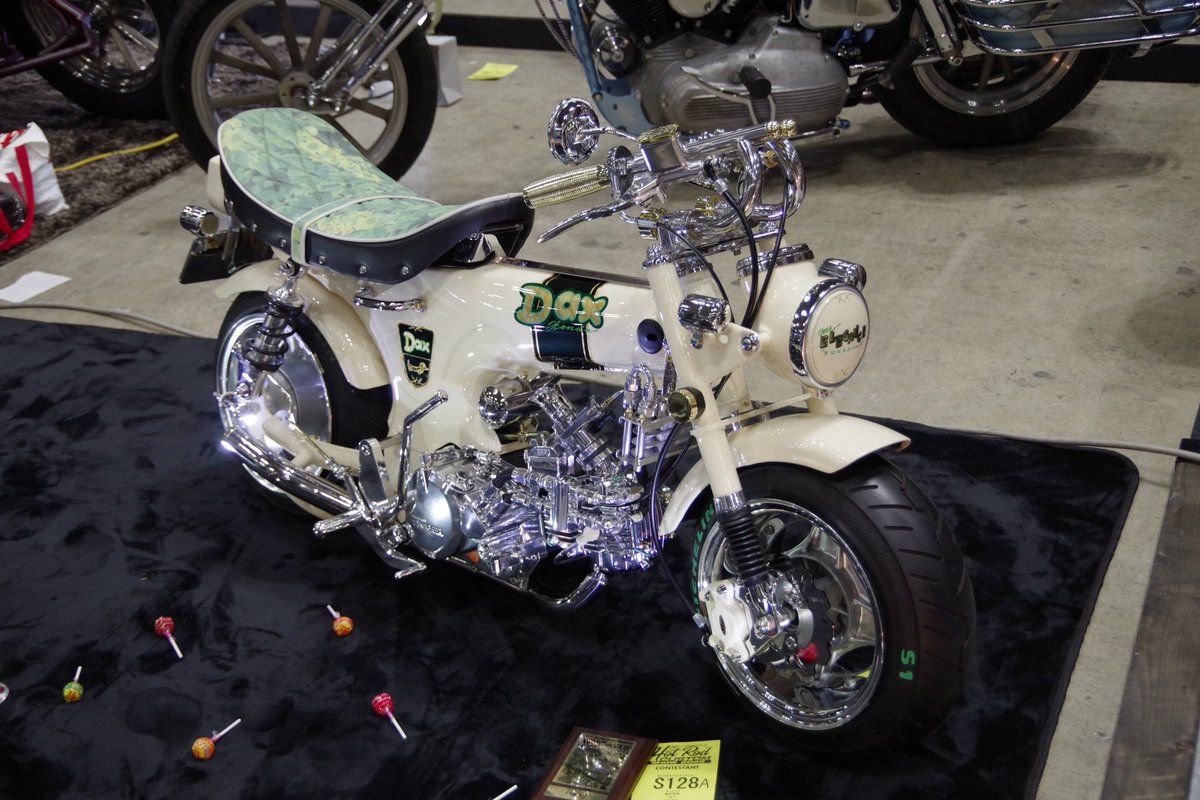 sns_iq's tweet photo. 2023横浜ホットロッドカスタムショー
造り込みが凄い！
#HOTROT #HONDA #DAX https://t.co/yghpDZ95zd