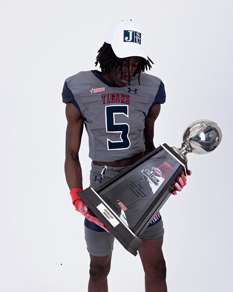 KeithChisholm9's tweet photo. Committed!!! Let’s do it @gojsutigersfb 
Free 🐍 LLMyPpls 💔 https://t.co/BhtMIJ6kh0