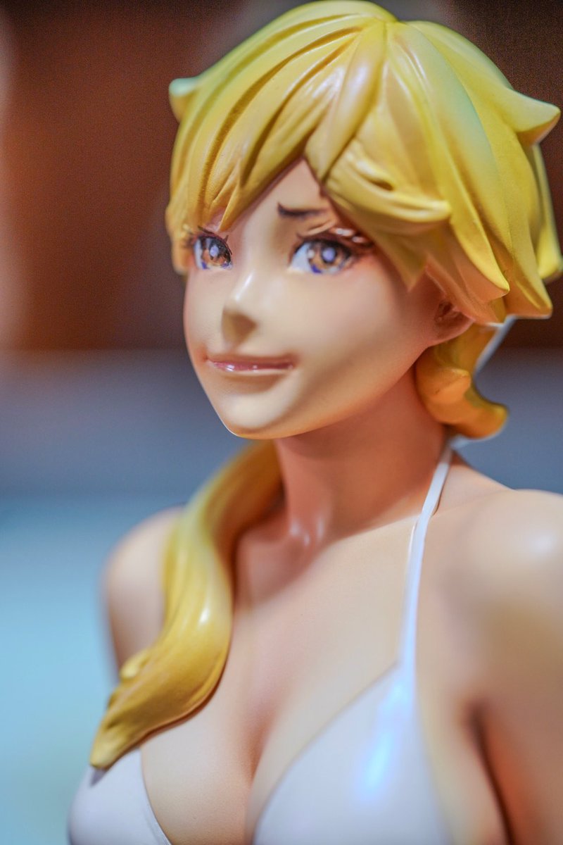 真琴ちゃんガレージキット金髪ホワイトビキニver.完成品販売は梱包、発送の手間と時間を考えまして年を越してからBOOTHに登録予定でございます〜。
・特別金髪仕様
・キトンブルーパールホワイトビキニ
・UVカットコート&スーパースムースクリアフッ素コート済み
・スタンドは砂浜仕様… 