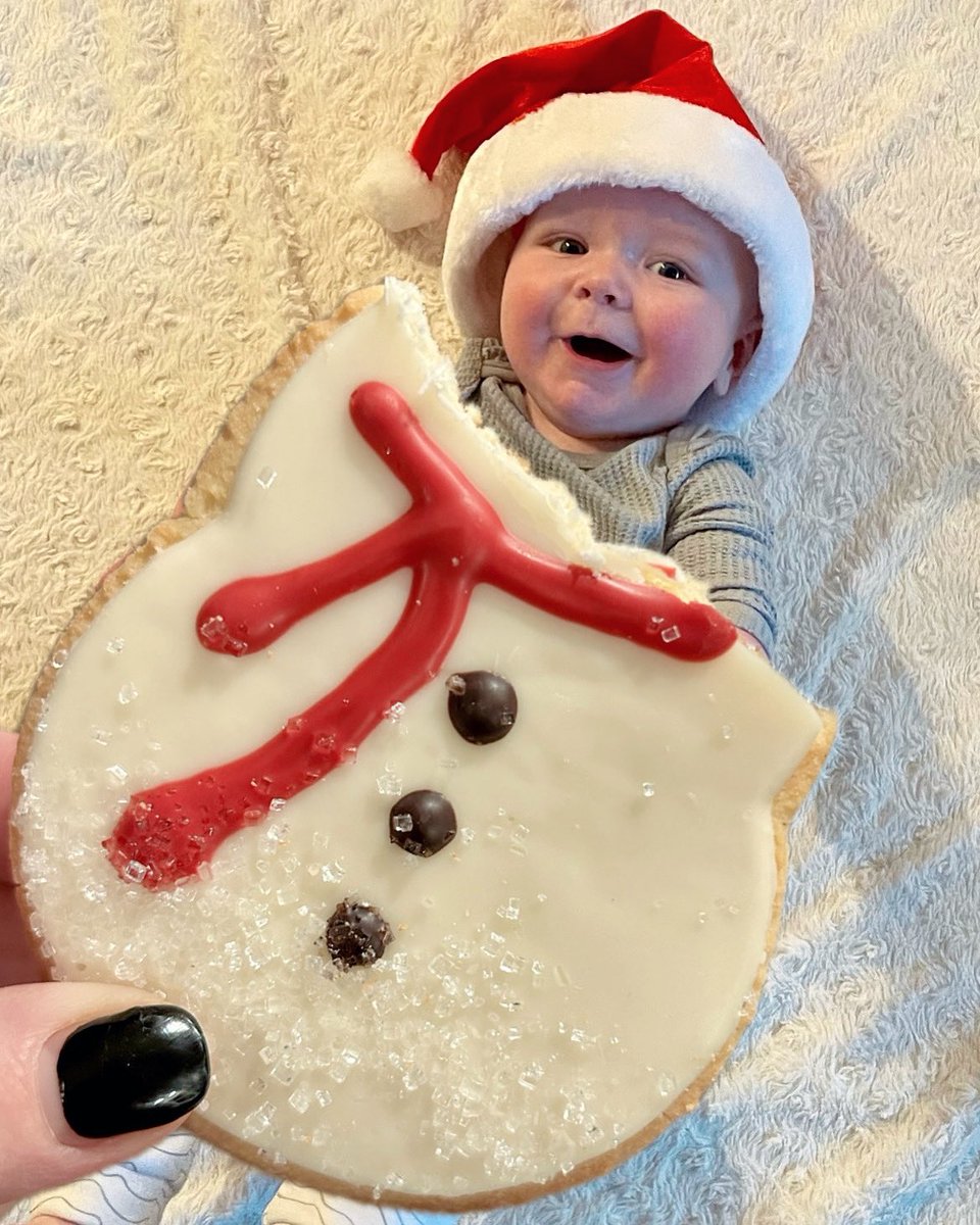 We heard it was #NationalCookieDay ⛄️🥰