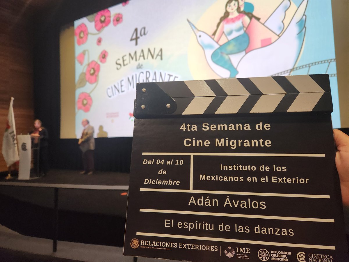 IME_SRE's tweet image. Con gran éxito comenzó la 4ta Semana de Cine Migrante en la @CinetecaMexico con la participación de los creadores y creadoras de:
🎬El corrido de Tita y las máquinas de Miguel Caballero
🎬La Frontera de Erika Oregel
🎬El espíritu de las danzas de Adán Ávalos #OrgulloMexicano
