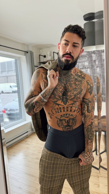 Trying to dress handsome for you.🌷 https://t.co/9pMHvWB0Gq<a href="/tag/gym"class="tags"><span>#gym</span></a><a href="/tag/lgbt"class="tags"><span>#lgbt</span></a><a href="/tag/montreal"class="tags"><span>#montreal</span></a><a href="/tag/flex"class="tags"><span>#flex</span></a><a href="/tag/share"class="tags"><span>#share</span></a><a href="/tag/gay"class="tags"><span>#gay</span></a><a href="/tag/viral"class="tags"><span>#viral</span></a>