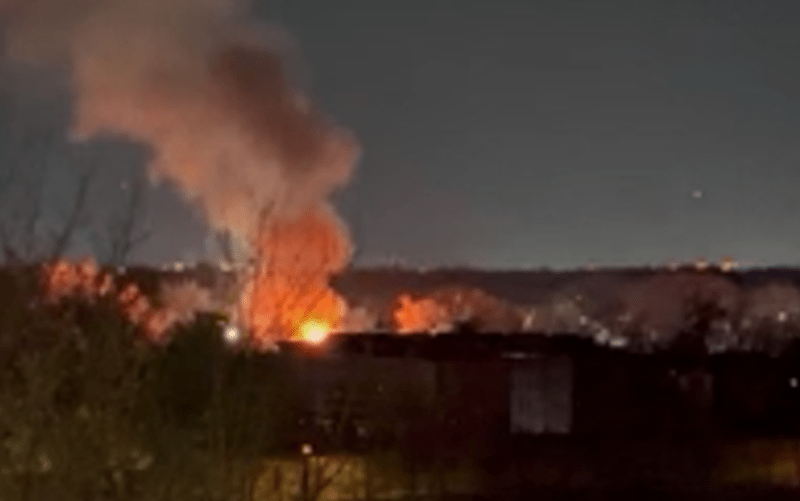 WTEN's tweet image. Home #explodes in #Virginia after suspect fires #flare #gun, police say trib.al/D8p5MxK