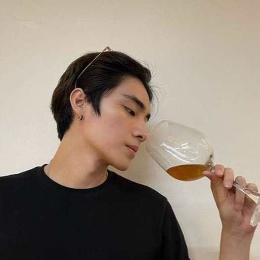yangpoesy's tweet photo. #NewProfilePic https://t.co/A0TxPDnUIR