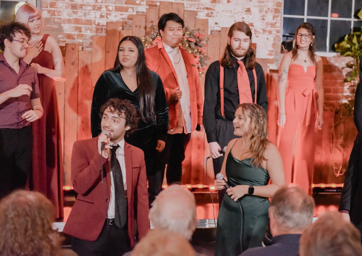 MidlandU's tweet photo. The holiday festivities commenced last week with a musical celebration featuring Christmas with the Clef Dwellers + Blue Notes 🤩🎄 https://t.co/ifhHdX60IA