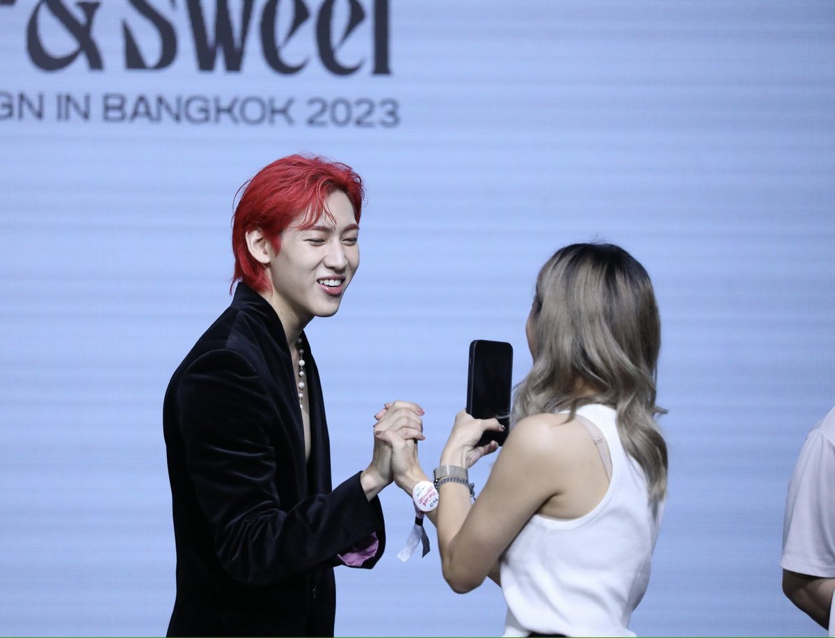 ไม่เคยคิดว่าจะติดตามใครได้แบบนี้
เคยก็แค่ชอบดูๆ เค้าผ่านหน้าจอ

แบมแบมเป็นคนแรกที่ตาม 
แล้วอยากไปอยู่ในหลายๆโมเมนต์ ไปซัพพอร์ต

แบมน่ารัก จริงใจ ใส่ใจ ตั้งใจ แบมเก่งมาก
นี่เลยโดนตกเข้าด้อมมาแบบไม่มีข้อสงสัย 💚

#มืออะไม่ต้องล้างแล้ว 😌
#bambamlastfansign2023
#bambam <a href="/BamBam1A/">BamBam</a>