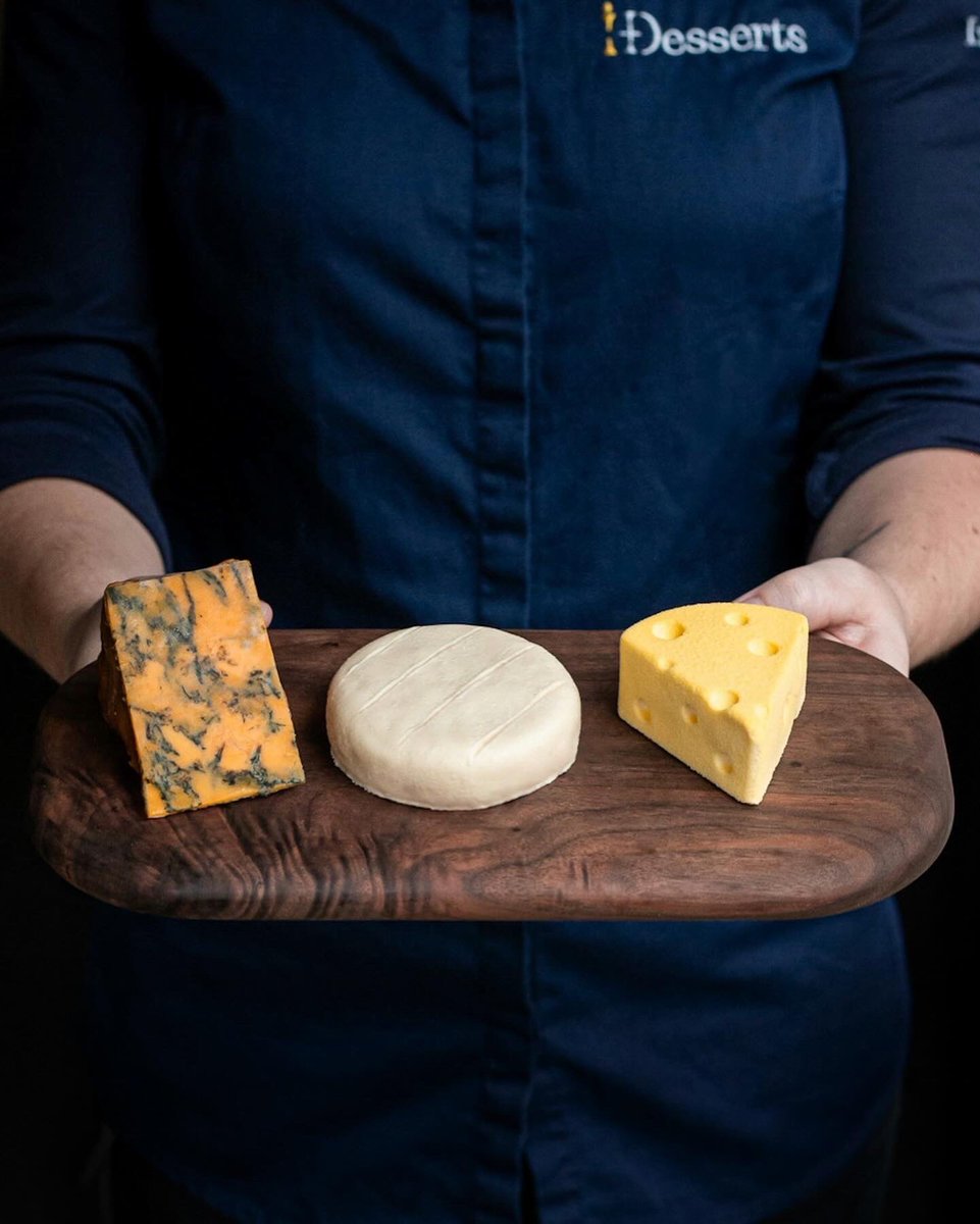 DavidGilRovira's tweet photo. Pop-up de cheesecakes #JonCake &amp; I+Desserts 🧀 Del 7 al 11 de diciembre en JonCake &amp; Wines. https://t.co/rTITo6dQJR