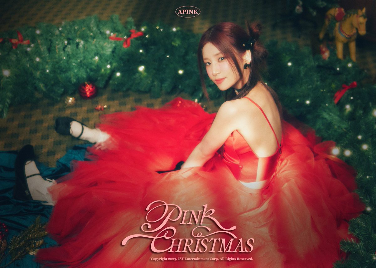 [#에이핑크]
Apink X-mas Season Song 
[PINK CHRISTMAS] Concept Photo #ChoRong

🎄 2023.12.11 6PM (KST)

#Apink 
#PINK_CHRISTMAS
#박초롱 #초롱