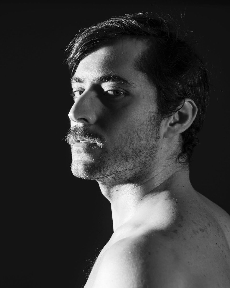 Vibe_menStudio's tweet photo. Session with the gorgeous Humberto 📸 https://t.co/sTl6TZ4Jqv