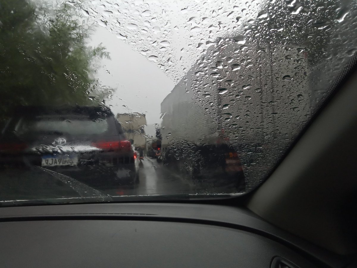 Acaciocar's tweet photo. 🚦 BR 101 KM https://t.co/PkXHvMPvzs Trânsito totalmente parado, Waze informa 3 acidentes próximos.
De Paulo Lopes para Palhoça, devido por Garopaba. https://t.co/8QqI9rAilP