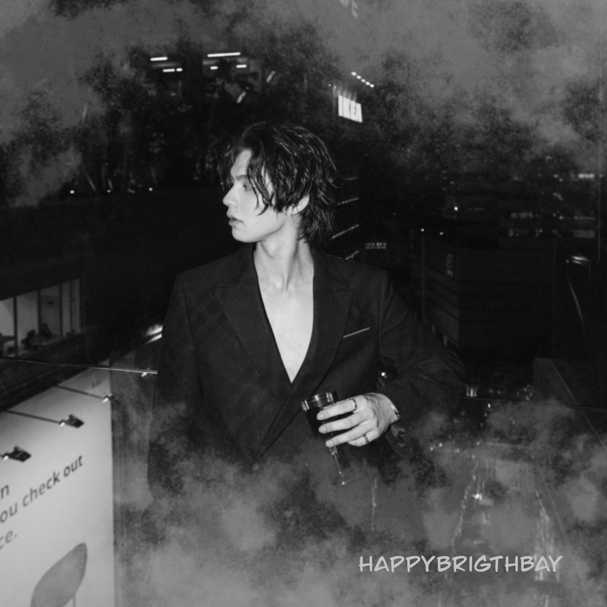 KHAWXB1B2's tweet photo. กลับมาเเล้ว Giveaway Hbd bright มีใครอยากได้บ้างงน๊า เเอบสปอย มีบัตรคอนที่เรากดเหลือมา1ใบมาเเจกด้วยน๊า 🤪 กลับมาเเจกอย่างยิ่งใหญ่เกรียงไกร🥳 #bbrightvc https://t.co/xFrnonSkli