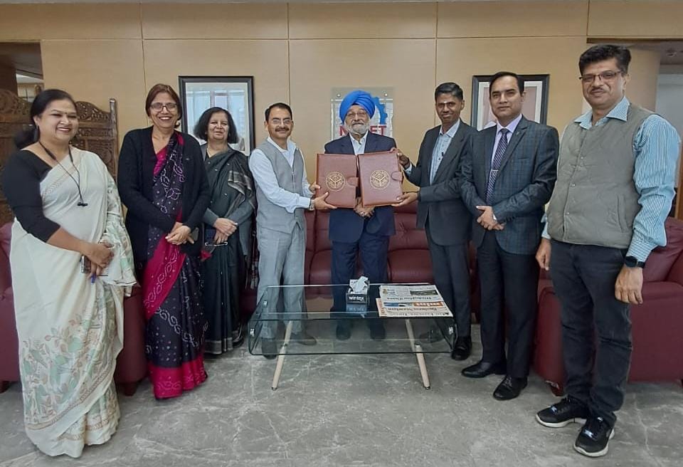 National Council for Vocational Education and Training (NCVET), Ministry of Skill Development and Entrepreneurship, Govt. of India and Uttar Pradesh Skill Development Mission (UPSDM) have signed Agreement for  NCVET Recognition as Awarding Body(AB- Dual) to UPSDM.