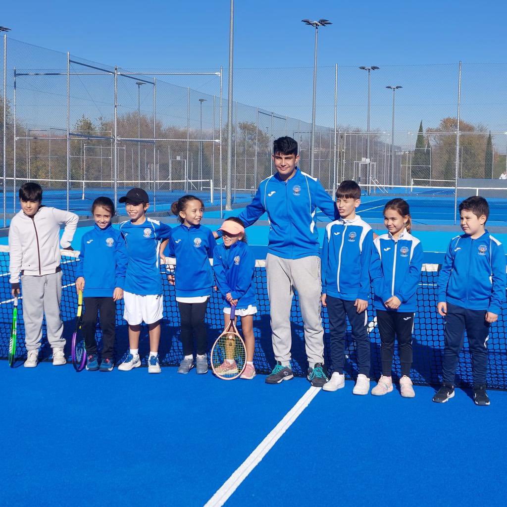 Club Tenis Alborada tweet media