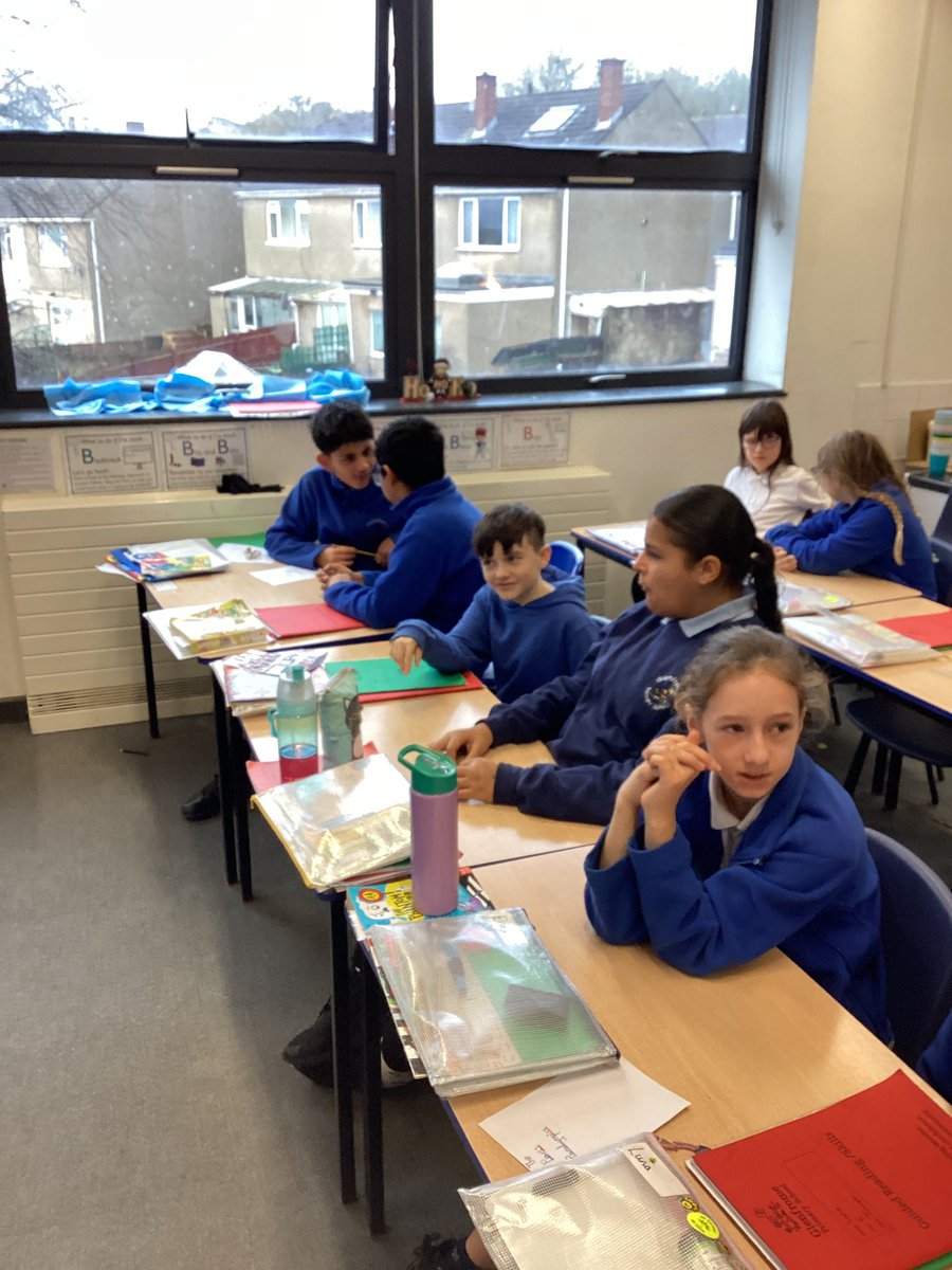glenfromep's tweet photo. #JuniperClass are considering the endings to our suspense stories! We have been planning them and are now sharing all our ideas with our peers #year6 #writing https://t.co/euOEvorYky