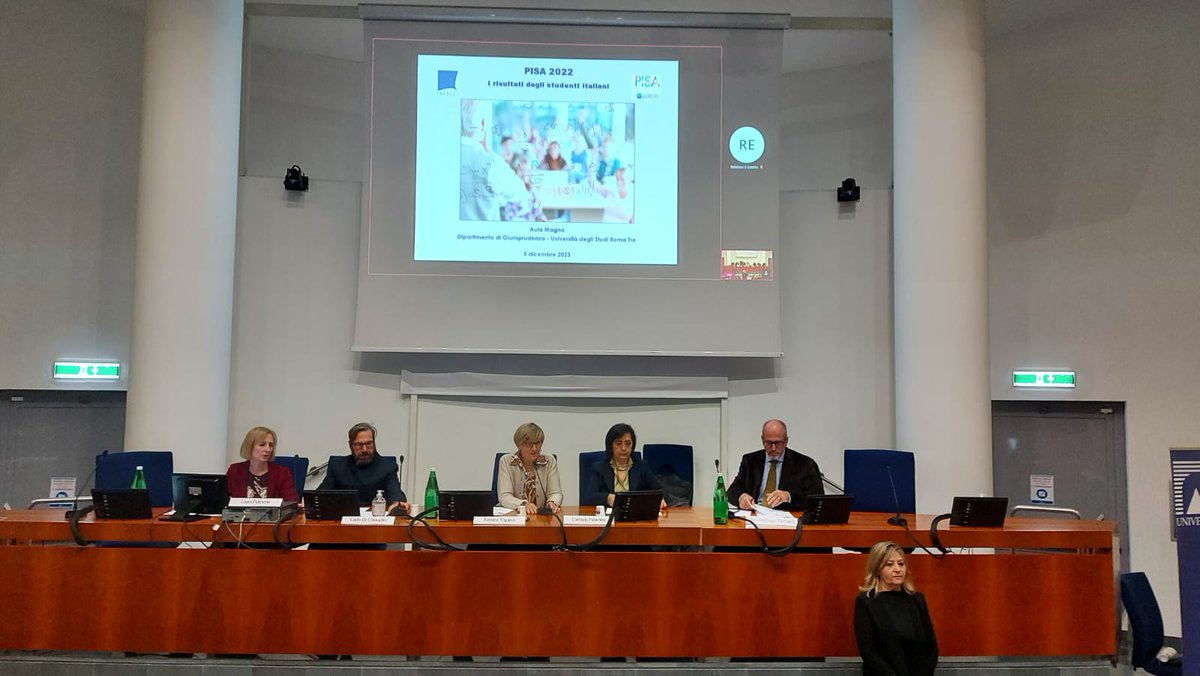 Al via la presentazione dei risultati italiani dell'indagine internazionale #PISA2022 con i saluti istituzionali del Rettore M. Fiorucci <a href="/UnivRoma3/">Università Roma Tre</a>; di Carmela Palumbo <a href="/MIsocialTW/">Ministero dell’Istruzione e del Merito</a> e di Renata Viganò Vice Presidente #INVALSI

Qui la diretta: vai.uniroma3.it/ocse