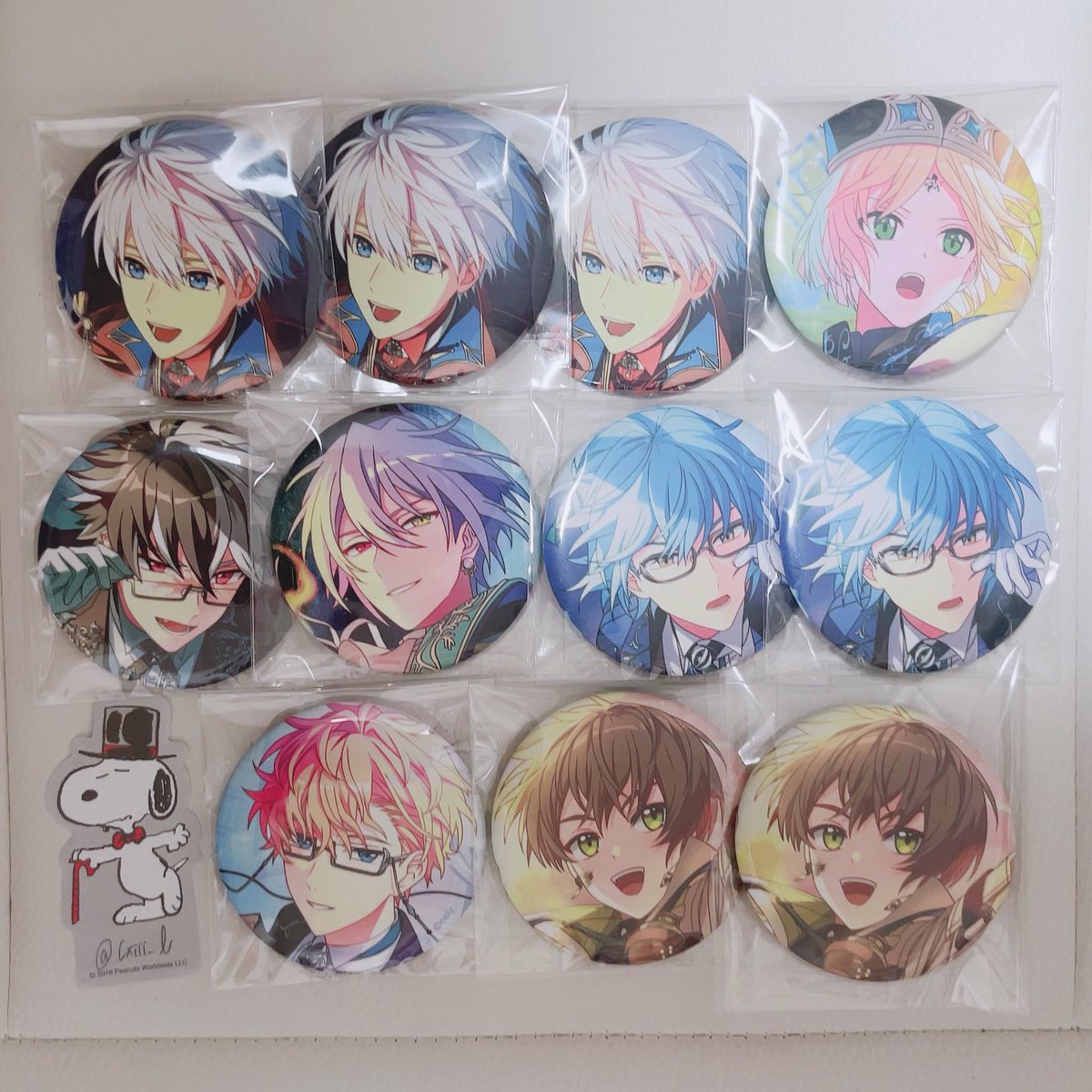 Cxiii_l's tweet photo. 【交換】まほやく MwW缶 缶バッジ アニバストア 

譲）アーサー3 リケ1 ☆ブラッドリー1 オーエン1 ヒースクリフ1 ☆ネロ2 ミチル2

求）カイン

☆は無印含む方優先ですが基本なんでも検討致しますのでお気軽にお声掛け下さい。 https://t.co/1xlk4r7wro