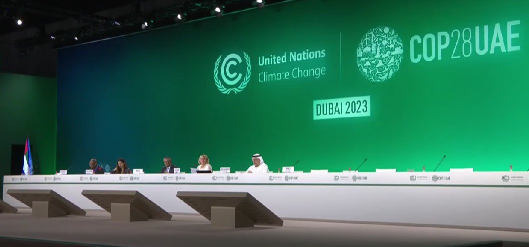 🥇The first ever climate &amp; health ministerial took place at #COP28 

🧐How did mental health feature?

👀Out of 55 interventions, only 14 mentioned MH (approx. 1 in 4)

🔎All focused on impacts of CC on MH (no mention of MH within adaptation/mitigation)

🧵Longer thread below