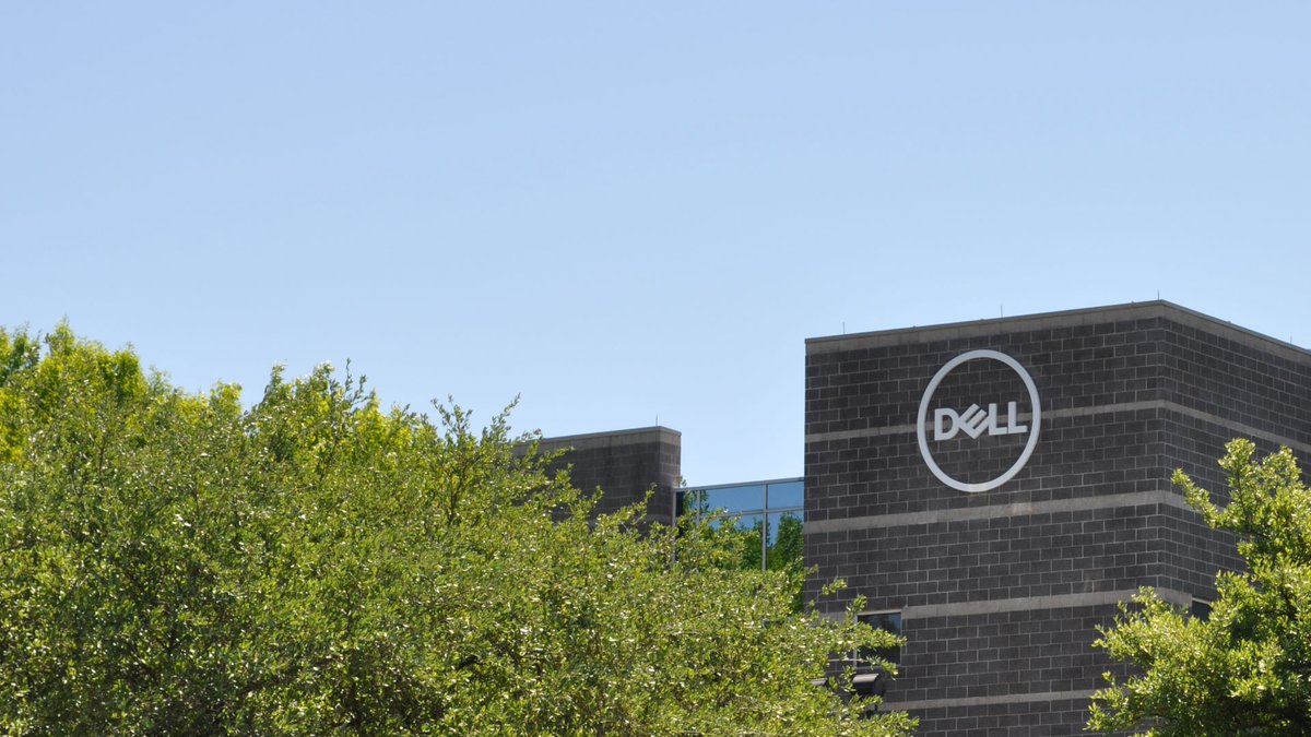 La empresa @Dell  cuadruplicó sus beneficios a 924 millones de euros en el tercer trimestre del año fiscal 2024, un aumento del 310,6% respecto al año anterior 📈. 

A pesar de una disminución del 10% en ingresos totales, la empresa redujo costos y aumentó su inversión en I+D 💡.