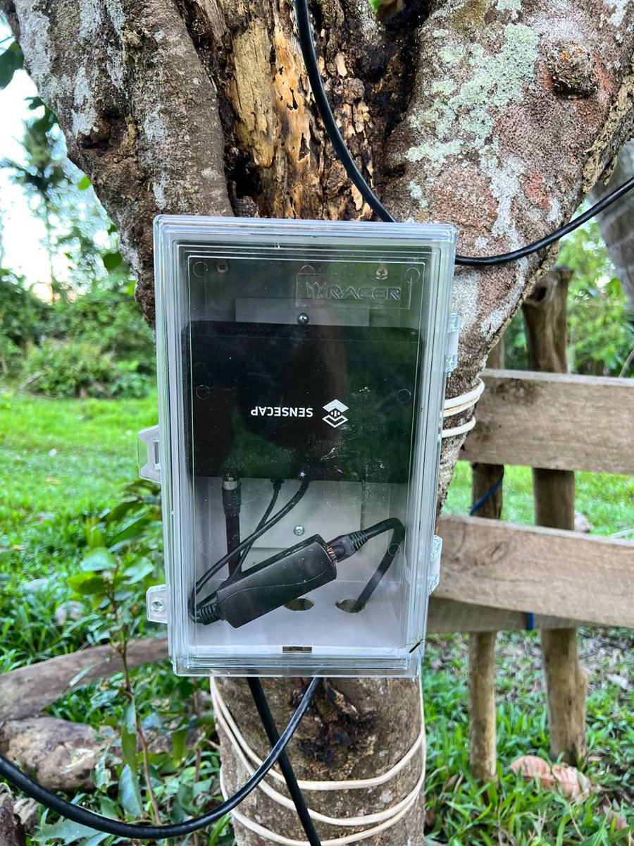 The People Network - Full Featured Free LoraWAN project in Thailand consist of
1 Helium
2 TTN
3 Thai Opensource LNS
4 Chirpstack
Everything run simultaneously in one hotspot/gateway deployment with our proprietary firmware  #Helium #TheThingsNetwork #LoraWAN #Thailand