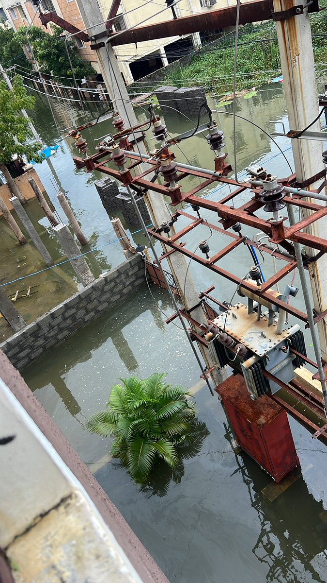 #ChennaiFloods #ChennaiRains Requesting immediate aid and assistance to Ram Nagar, Madipakkam. Entire area is flooded with seven feet water with no power and water for nearly 36 hours. Help needed ASAP @chennaicorp