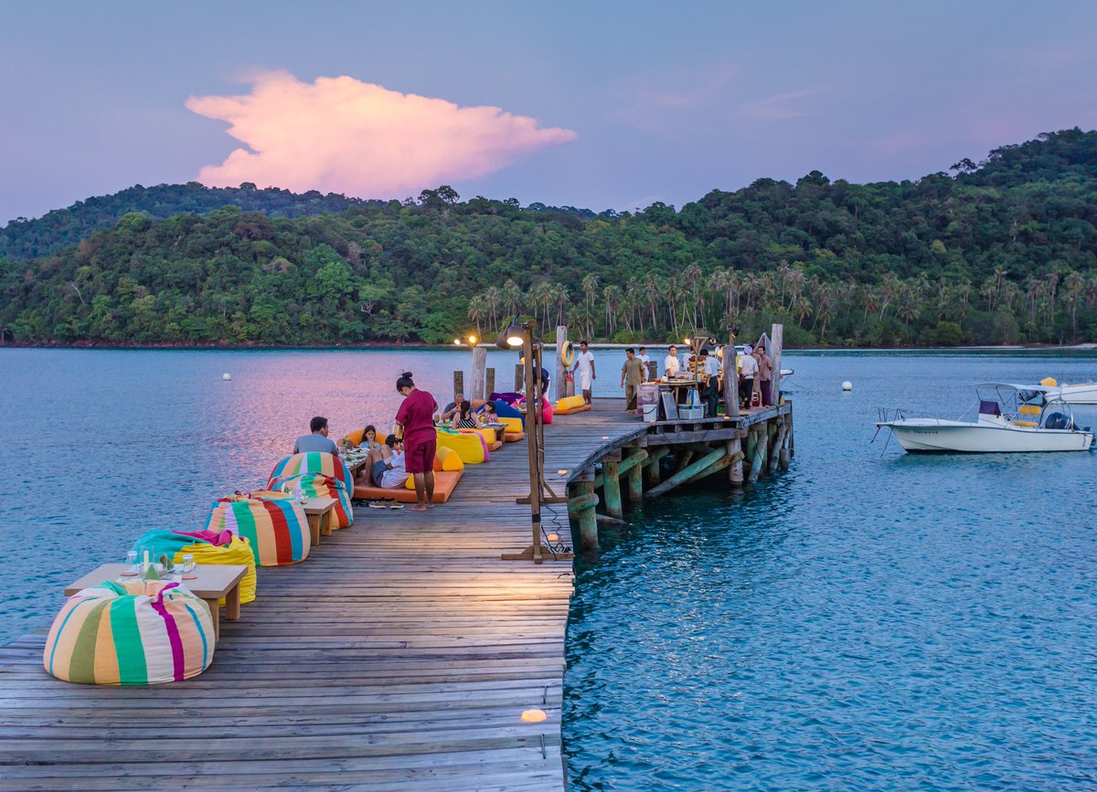 SonuShivdasani's tweet photo. It was love at first sight when Eva and I discovered Koh Kood, one of the most unpopulated islands in Thailand's Trat Province. It has some of the largest jungles and beautiful beaches, making it the perfect location for #SonevaKiri. https://t.co/QOYRJrMyu5