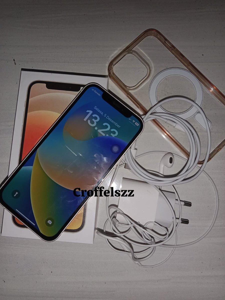 croffelsszz's tweet photo. WTS / Want To Sell
Iphone 12 128GB WHITE

Mulus, condition 95%
- all provider aman untuk semua kartu
- Face ID, Fungsi Truetone On
- IOS 16.6 ; BH 87%
- Kelengkapan fullset
- Dijual karena jarang dipake 
💸 : 6.5jt nett

📍Kab.Tangerang 
COD/Shopee(by req)

t.wts wtb iphone https://t.co/iKTsPXKEo0