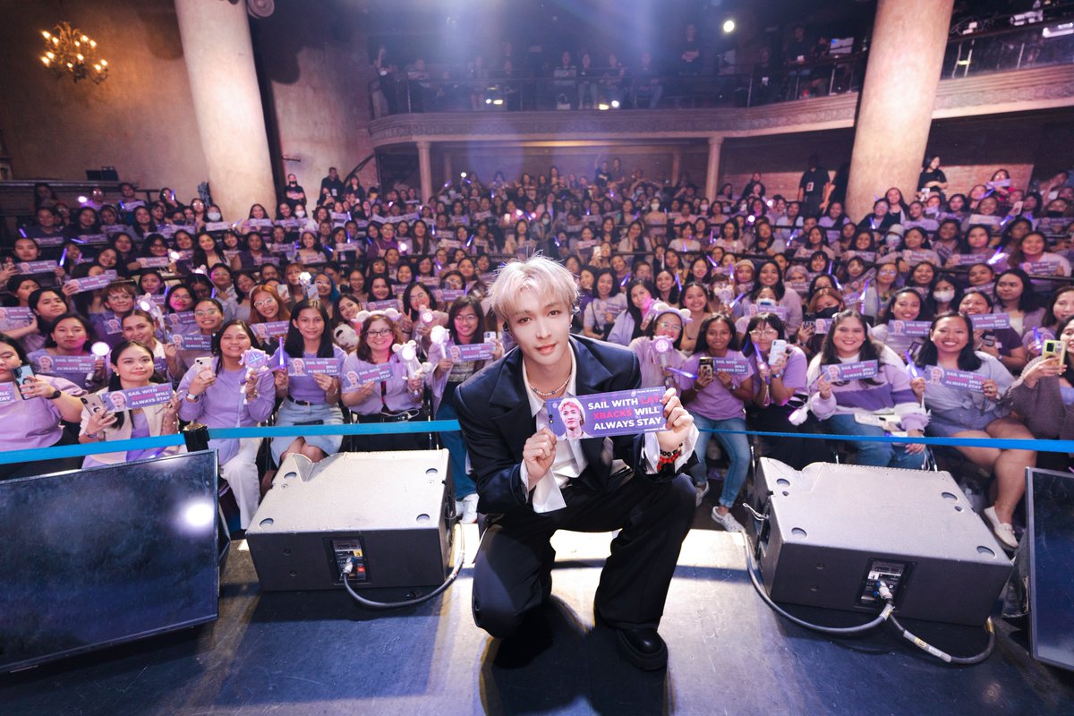 Stay with us, Lay! It was short but a sweet fanmeet and listening party in Manila. Thank you XBACKS and EXO-L for making it a memorable time with Lay 💜✨

#LayZhangManilaFanmeet <a href="/layzhang/">Lay Zhang</a>