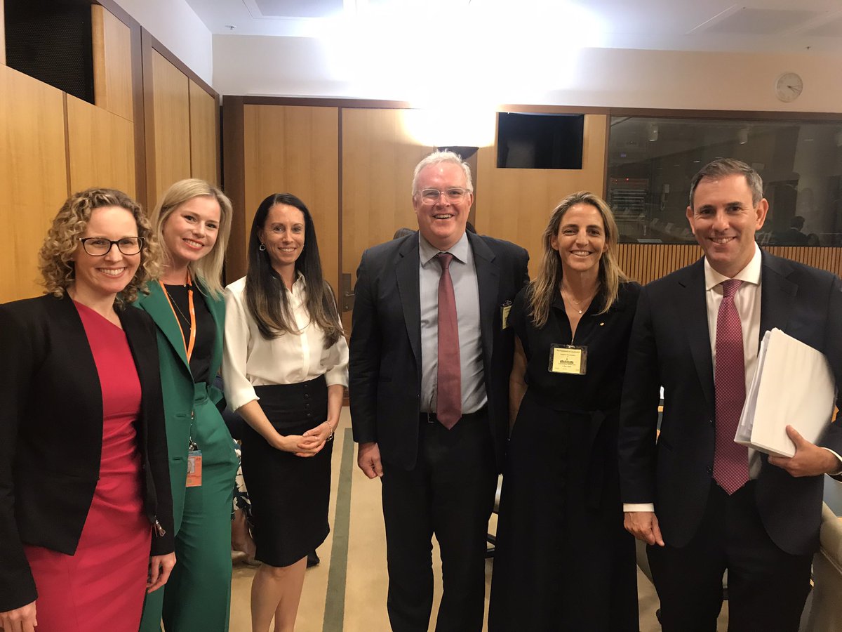 Terrific to catch up with @JEChalmers @miller_amanda & colleagues from social enterprise, philanthropy & finance at the Treasurer’s Investor Roundtable today. Lots of great ideas for channeling more investment into social impact #impactinvesting #socialenterprise